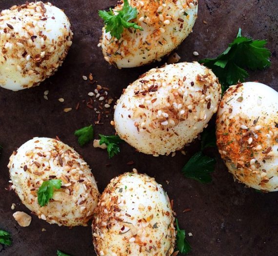 Savory Sesame-Seed-Sprinkled Eggs
