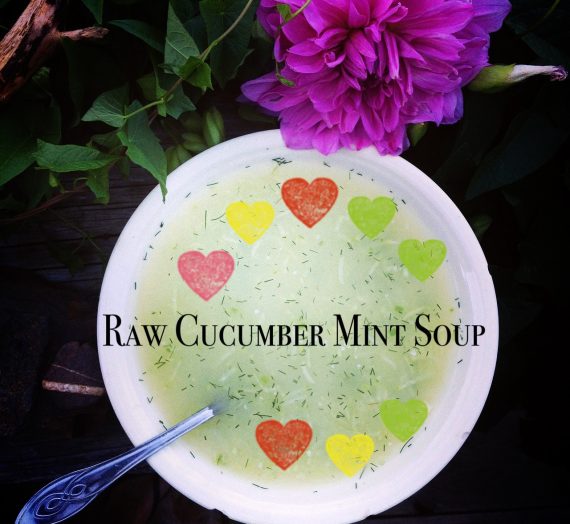 Chilled (Raw!) Cucumber + Mint Soup